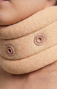 ORTHOWRAP Collier cervical souple, attelle de soutien du cou, fixateur de colonne vertébrale réglable, protection de base, imprimé par sublimation, polyester et coton - Product Image 4