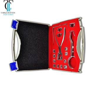 ชุดยางกันน้ำลายสำหรับทำฟันรุ่นใหม่ พร้อมอุปกรณ์แยกส่วนครบชุด ทำจากสแตนเลสสตีล TARIQ CRAFTED INDUSTRIES - Product Image 2