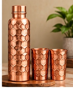 Botella de Agua de Cobre con Diseño de Hojas Moderno, con Tapa y 2 Tazas, Juego de Bebidas Portátil - Product Image 5