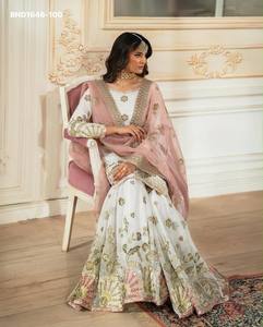 Fournisseur de costumes, sharara et dupatta en faux georgette de qualité supérieure avec broderie de sequins de 5 mm et manches longues, de Surat. - Product Image 6