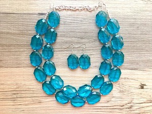 Collier en résine fait main de haute qualité pour amoureux, style classique, cadeau idéal pour mariage et fête, vente directe en gros de bijoux et artisanat - Product Image 3