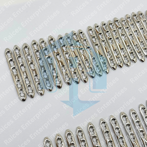 ORTHOCORE Placas de Compresión con Bloqueo de 2.4mm, LCP, Acero Inoxidable, Rectas, Implante Ortopédico Veterinario para Perros y Cabras - Product Image 6