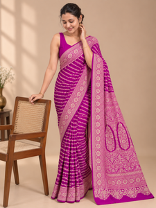 Sari de Algodón Crepé Georgette Banarasi Morado LoomIndia con Blusa, Ligero, de Materiales Reciclados, Étnico, para Bodas y Fiestas - Product Image 2