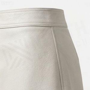 Jupe courte en similicuir pour femme, coupe trapèze, avec poche, couleur unie brillante, design minimaliste, taille normale, à porter toute l'année - Product Image 5
