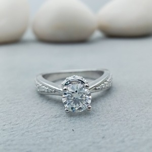 Anillo Solitario Clásico de Diamante Cultivado en Laboratorio de 1.5ct para Mujer, Corte VVS, Oro de 14k/18k, Certificado, con Engaste de Garras, para Aniversario de Bodas - Product Image 1