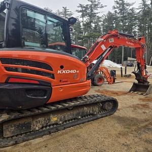 Mini-excavatrice Kubota KX040-4 de haute qualité, composants essentiels fiables, moteur et pompe, en vente à bas prix pour votre projet. - Product Image 2