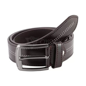 Ceinture en cuir tendance avec une finition soignée et une sangle réglable pour des looks décontractés et formels - Product Image 2