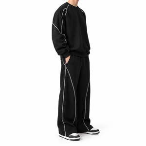 Survêtement à rayures et passepoil sur le devant, conçu avec un tissu doux, coupe confortable, coutures durables et style sportif. - Product Image 3