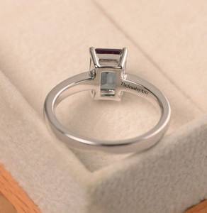 <b>Alexandrite</b> <b>Ring</b> Wedding <b>Ring</b> Emerald Cut Color Changing Gemstone <b>Ring</b> Lab <b>Alexandrite</b> Halo <b>Ring</b> 925 Sterling Silver June Gift - Product Image 2