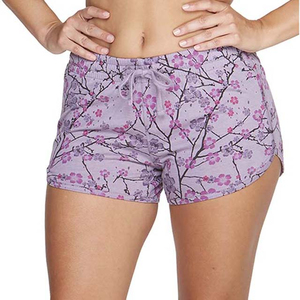 Shorts pour femmes à imprimé floral, taille mi-haute, style décontracté, respirant, en polyester tricoté, coupe régulière - Product Image 1