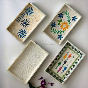 Bandeja decorativa de madera Bohemia hecha a mano ecológica duradera de tamaño personalizado para decoración del hogar - Product Image 2