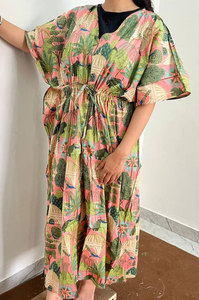 Vestido Kaftan Estampado de Algodón Premium para Mujer, Corte Holgado, Tela Transpirable y Estilo Bohemio Elegante para Uso Casual y Diario - Product Image 3