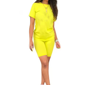Ensemble deux pièces de luxe pour femme : T-shirt et short de sport décontracté, col rond, survêtement de jogging 100 % coton satiné imperméable - Product Image 4