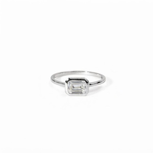 Anillo de Compromiso de Diamante Cultivado en Laboratorio con Corte Esmeralda Platino, Certificado IGI, Oro Sólido de 10K, 14K, 18K, Color DEF, Claridad VS VVS - Product Image 3