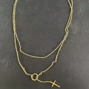 สร้อยคอรูปกางเขนสำหรับผู้หญิง พร้อมเคลือบทองแบบ PVD และสายโซ่ทองคำดีไซน์หรูหรา - Product Image 4