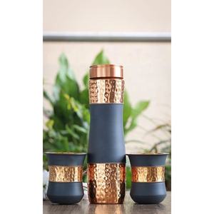 Black Grip Copper Water Bottle Dual Finish Hammered Design Leakproof Handcrafted Reusable Ayurvedic Drinking Bottle - Product Image 2