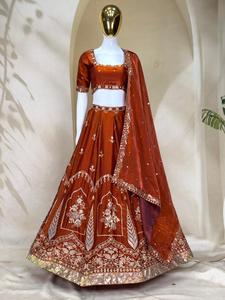 Lehenga Choli Nupcial Indio de Lujo en Naranja con Dupatta, Material de Seda Bordado, Largo hasta el Suelo, Corte Regular, para Bodas - Product Image 6