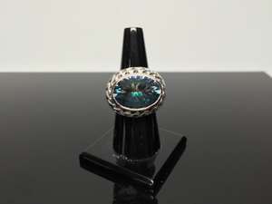 Anillo de Cuarzo Azul Místico, Plata de Ley 925, Diseño de Tejido Plateado, Anillo de Piedras Preciosas Hecho a Mano en Bali, Elegante Regalo de Joyería - Product Image 2