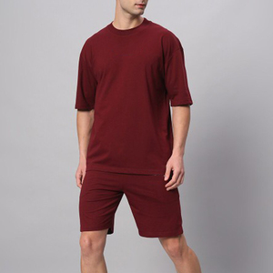 Ensemble T-shirt et short pour homme, tenue décontractée surdimensionnée en deux pièces, ensemble personnalisé en coton, vêtements d'été en coton tricoté - Product Image 3