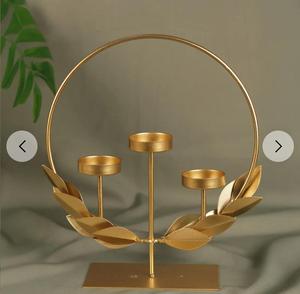 เชิงเทียนโลหะสีทองพร้อมที่ใส่แก้วทรงกลมสามชิ้น ตกแต่งบ้าน ทนความร้อน - Product Image 2