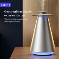 Diffuseur d'huiles essentielles de luxe DANQ, machine à arôme à piles 110 ml, faible bruit, pour les centres commerciaux, les restaurants, OEM ODM