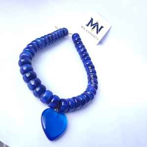 Collier en résine fait main de haute qualité - Product Image 2