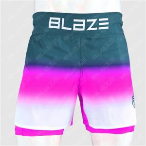 Short de boxe et de MMA 2 en 1 pour hommes, unisexe, taille moyenne, vêtements d'entraînement, jogging imprimé par sublimation, sans gi tissé, design unique de couleurs. - Product Image 3