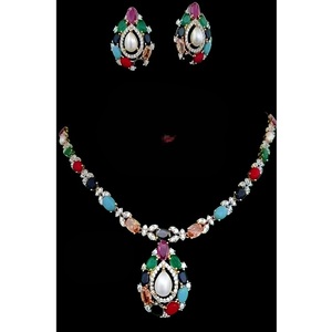 Luxury Trendy Brass Gold Plated Zircon <b>Studded</b> Necklace with <b>Earrings</b> Set for Women's Wedding Occasion - Product Image 1