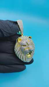 Pendentif Tête de Lion Entièrement Sertie de Moissanite en Argent Sterling 925 Plaqué Or, Breloque Hip Hop, Bijoux Thème Animal pour Homme - Product Image 2