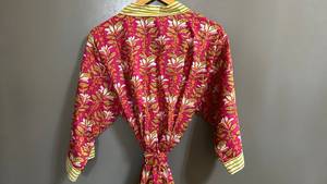 Robe kimono en coton à imprimé floral bohème, vêtement de détente élégant et décontracté - Product Image 2