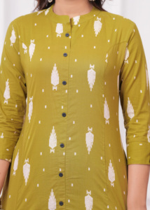 Elegante Conjunto de Kurti y Pantalón de Algodón para Mujer |   Conjunto de Kurta de Corte Recto con Estampado Verde - Product Image 5