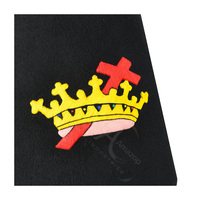 Gorro Fez de los Caballeros Templarios con Emblema Rojo y Dorado, 100% Lana Negra, Insignia Masónica Bordada