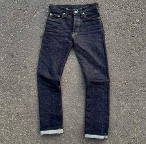 Jean en denim ciré ample pour homme, coupe décontractée, noir, style streetwear hip-hop, vente en gros pour designers - Product Image 3
