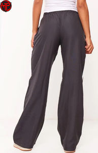 Nouvelle arrivée : Combinaison coupe-vent en nylon pour femme, coupe-vent personnalisé avec couleur contrastée, ensemble de survêtement pour le sport et le style urbain - Product Image 6