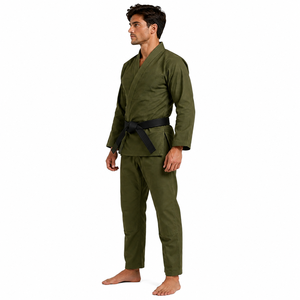 Traje de artes marciales BJJ premium, diseñado con tela duradera, sensación ligera y construcción segura para el rendimiento diario. - Product Image 2