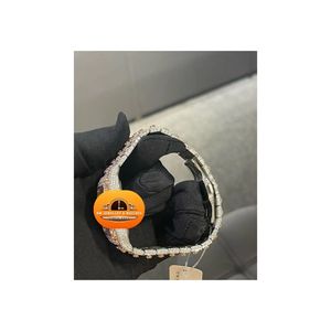 นาฬิกาข้อมือควอตซ์ผู้ชาย NM JEWELLRY ตัวเรือนสี่เหลี่ยมสแตนเลสหนา 5 มม. หน้าปัดกระจก ดีไซน์หรูหราสไตล์ฮิปฮอป รุ่นลิมิเต็ดอิดิชั่น - Product Image 2