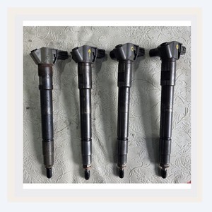 Juego de 4 inyectores de combustible compatibles con Hyundai Kia D4CB CRDI, inyectores de combustible diésel 33800 W0290, piezas de automóvil coreanas usadas - Product Image 2