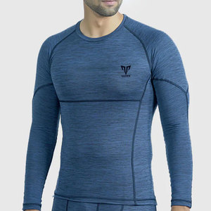 Chemises de compression d'hiver confortables pour la gym et le fitness avec un design flexible en tissu sergé tricoté pour une liberté de mouvement facile - Product Image 2
