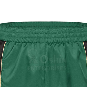 Shorts techniques en nylon avec logo personnalisé, coupe confortable, design athlétique pour les activités d'entraînement et le confort quotidien - Product Image 4