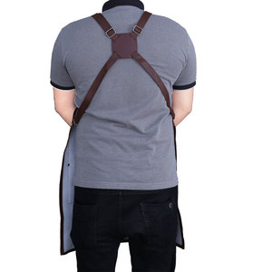 Delantal de Barbero Personalizable al por Mayor de Cuero PU Marrón con 4 Bolsillos, Capa Impermeable para Peluquería para Estilistas y Salones - Product Image 2