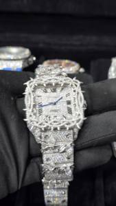 นาฬิกาข้อมืออัตโนมัติคุณภาพสูงประดับโมอิสซาไนต์สุดหรู สไตล์ฮิปฮอปแบบไอซ์เอาท์ ระยิบระยับ ผ่านการทดสอบเพชร - Product Image 4