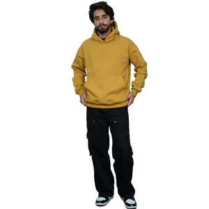 Sweat-shirt à capuche athlétique durable pour homme, doux et brossé, avec poche kangourou, idéal pour la course, l'exercice et les tenues décontractées - Product Image 4