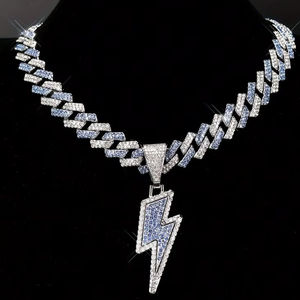 Cadena cubana de moissanita estilo hip hop con colgante de nombre personalizado, chapado en oro sobre plata 925 VVS, relojes brillantes, compra al por mayor para EE. UU. y Reino Unido - Product Image 1