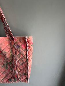 Bolso Tote de Terciopelo Acolchado Floral, Bolso de Hombro Estilo Boho para Compras y Uso Diario, Asa Larga con Patrón, Bolso Textil para Uso Diario - Product Image 3