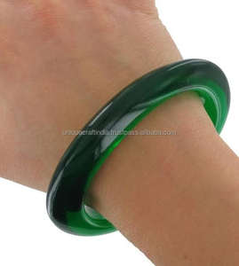 กำไลข้อมือเรซิ่นสีขาวสไตล์อินเดีย ดีไซน์กว้าง สวยหรู ทันสมัย ราคาดี - Product Image 3