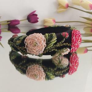 Élastiques à Cheveux Tendance Faits Main de Haute Qualité pour Femmes et Enfants – Mode Multicolore Brodés et Perlés - Product Image 2