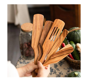 Cuillère en bois Olivia pour la cuisine et la friture des légumes, passe au lave-vaisselle, à bon prix - Product Image 4