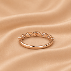 Anillo de boda de moissanita marquesa chapado en oro de 1 quilate para mujer, joyería minimalista apilable para aniversario - Product Image 4