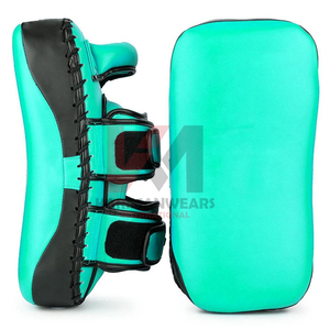 Pads thaïlandais personnalisés avec logo, fabricant de pads de frappe pour le kickboxing, pour les commandes en gros d'équipements sportifs à l'échelle mondiale - Product Image 4