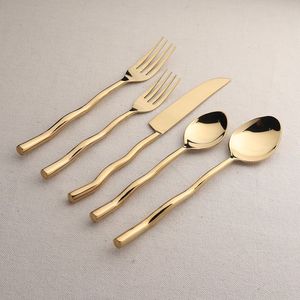 Juego de cubiertos planos con cuentas doradas |   Cuchillería de bambú acanalado con extremos cónicos en forma de lanceta - Product Image 2